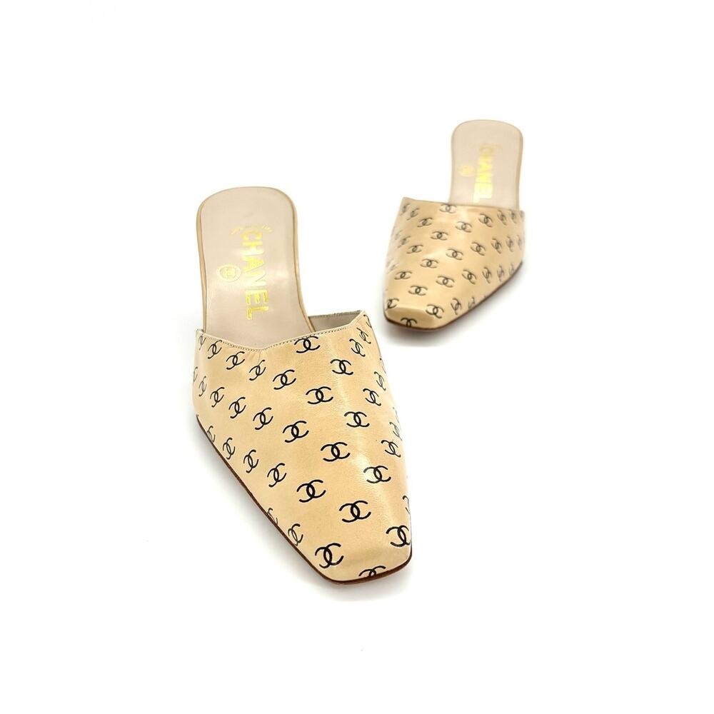 Chanel Vintage Lagerfeld CC Print Pointed Toe Kitten Heel Mules Slip On Pumps 36 - Picture 9 of 12